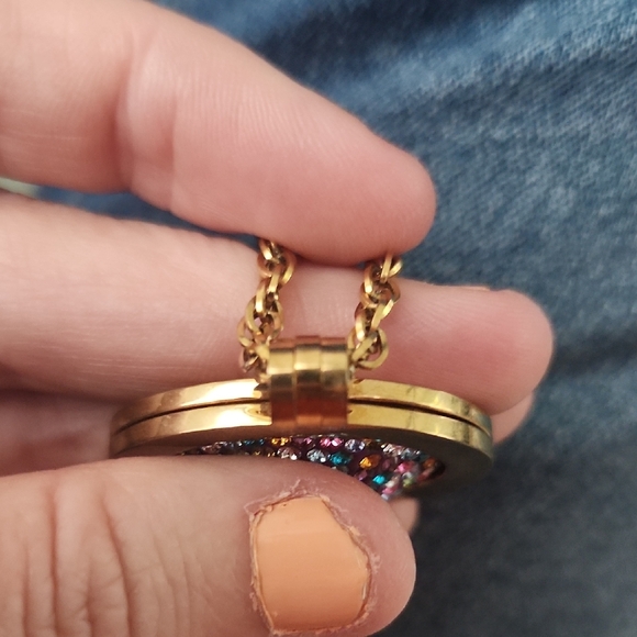 Carlo Biagi Necklace with Swarovski Crystal Coin And Gold Tone Chain - Picture 7 of 8